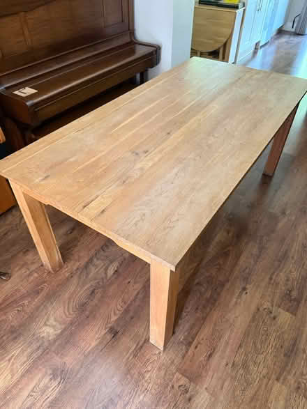 Photo of free Solid oak table (Burgess hill RH15) #1