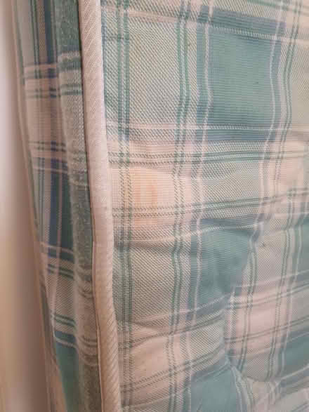 Photo of free Queen Duvet (City Island LS12a) #4