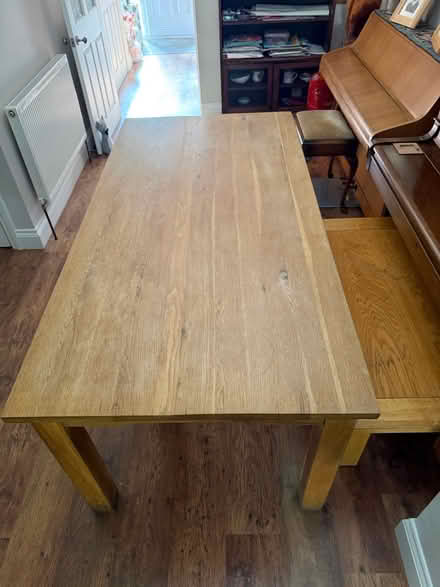 Photo of free Solid oak table (Burgess hill RH15) #2