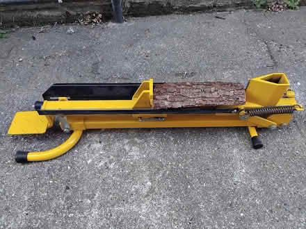 Photo of free Log Splitter (Fleet DA2) #1