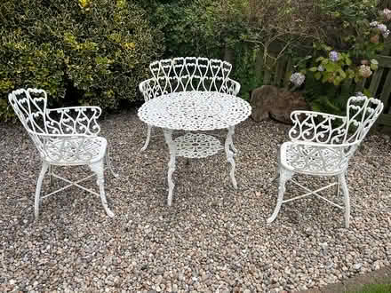 Photo of free Garden furniture (G46 7JQ) #1