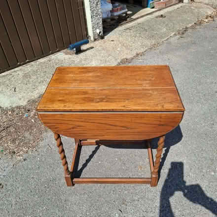 Photo of free Vintage small table, spiral legs (Emmer Green RG4) #2