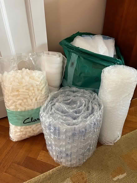 Photo of free Bubble wrap, packing peanuts (Richmond/Barnes SW13) #1