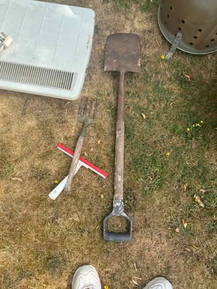 Photo of free Garden spade and fork (Tunbridge wells TN4) #1