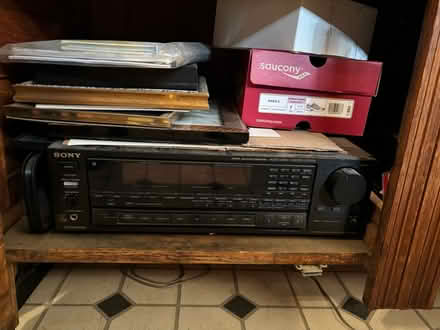 Photo of free 90s stereo system and speakers (Midtown) #1