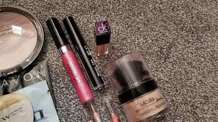 Photo of free Make up (Chesser EH14) #1