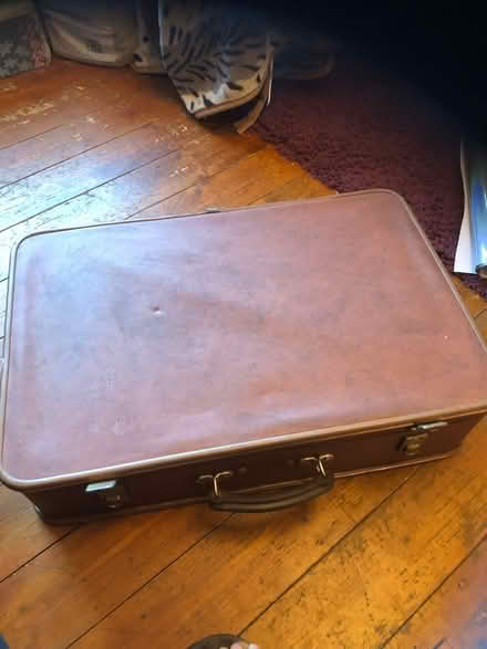 Photo of free Vintage Suitcase (Gracemount EH17) #4