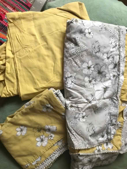 Photo of free Double duvet set (Goffs Oak EN7) #1