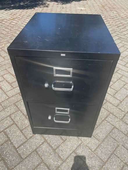 Photo of free Two HON two drawer filing cabinets (Tiburon - near Corte Madera) #4