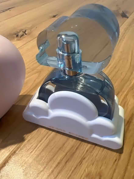 Photo of free 2 Ariana Grande Eau de Parfum Sprays. Nearly New. (Southsea PO4) #2