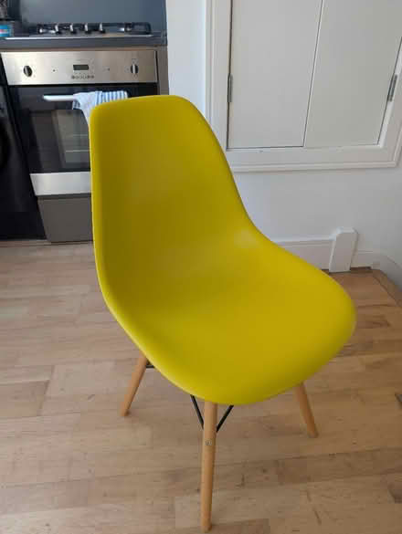 Photo of free Yellow Chair (Stockwell/Clapham North SW9) #2