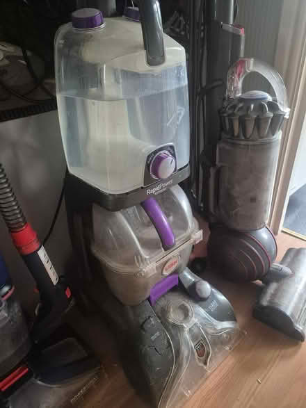 Photo of free 3 items. Washing machine, hoover TV (Ellesmere port CH65) #2
