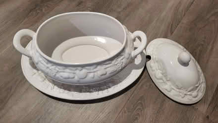 Photo of free Vintage 4pc Tureen Set (Mississauga) #2