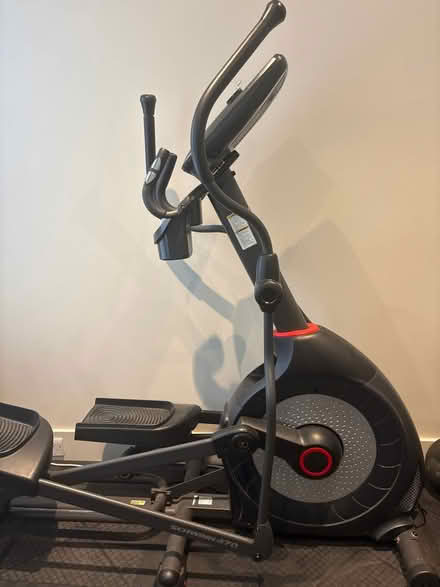 Photo of free Cross trainer (Chelsea london) #2