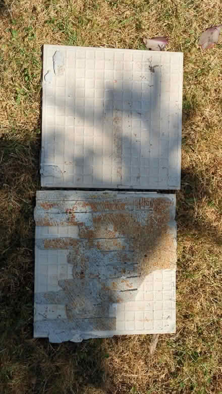 Photo of free Porcelain floor tiles (used) 30x30 (Solihull B91) #3