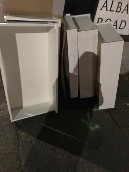 Photo of free Chest of Drawers. Needs TLC (South Wimbledon, SW19 SW19) #4