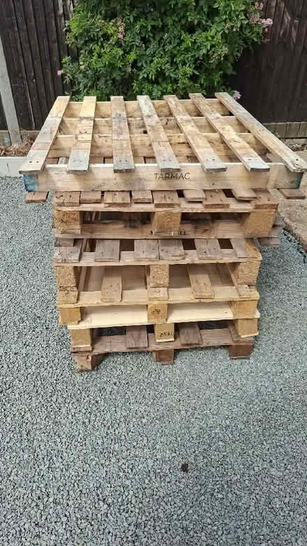 Photo of free Pallets and other leftover DIY bits (Woodley RG5) #1