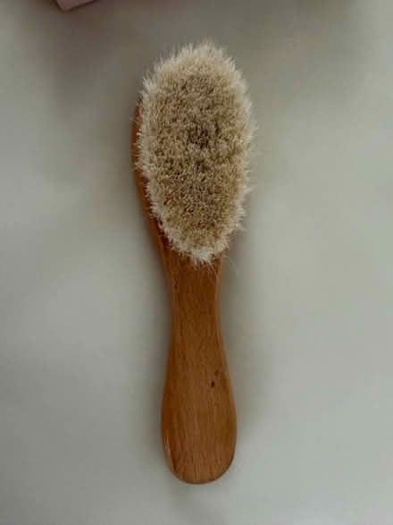 Photo of free Baby brush (SM5) #2