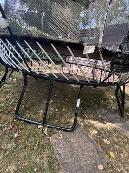 Photo of free 10ft Springfree trampoline (Hemel Hempstead HP2) #3