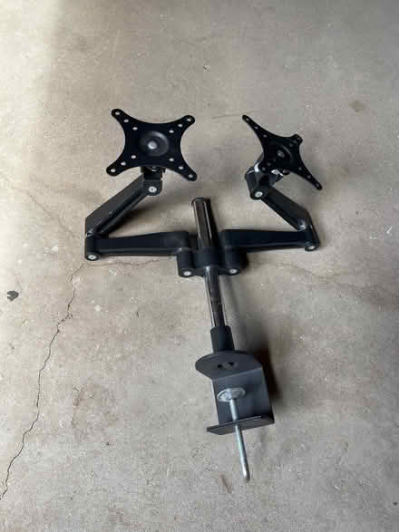 Photo of free Dual monitor stand (Broad Green L14) #1