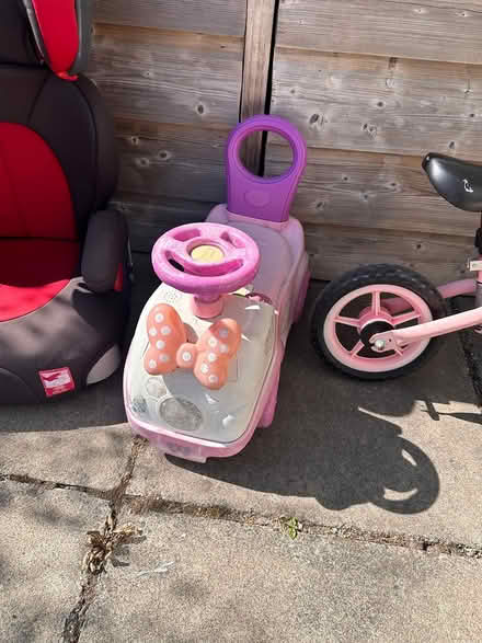 Photo of free Car seat, balance bike and trike (Churchtown) #3