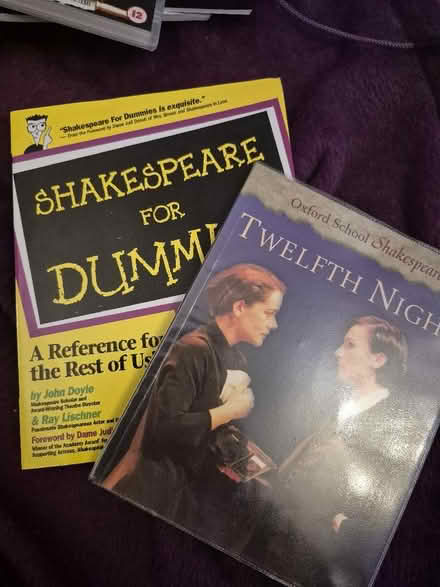 Photo of free Twelfth Night and Shakespeare for Dummies (Hollinswood TF3) #1