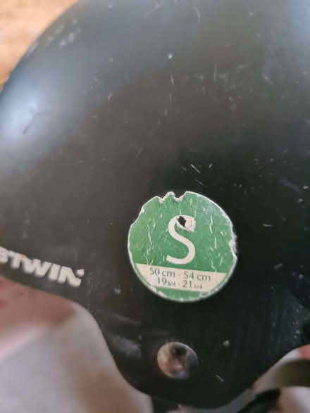 Photo of free helmets (Mayfield EH9) #2