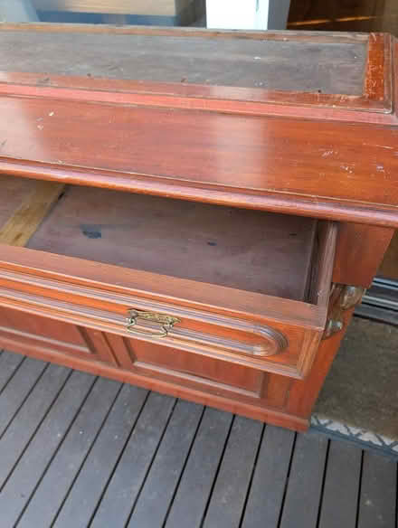 Photo of free Sideboard with display cabinet (Hawthorn) #4