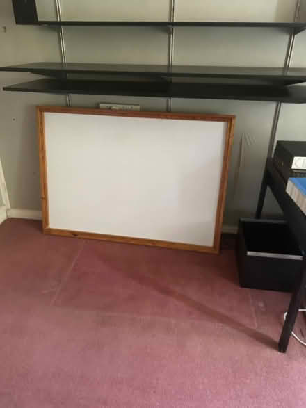 Photo of free Desk (High Barnet EN5) #3