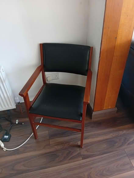 Photo of free 2 chairs , a recliner and couch (Kilmacud) #3