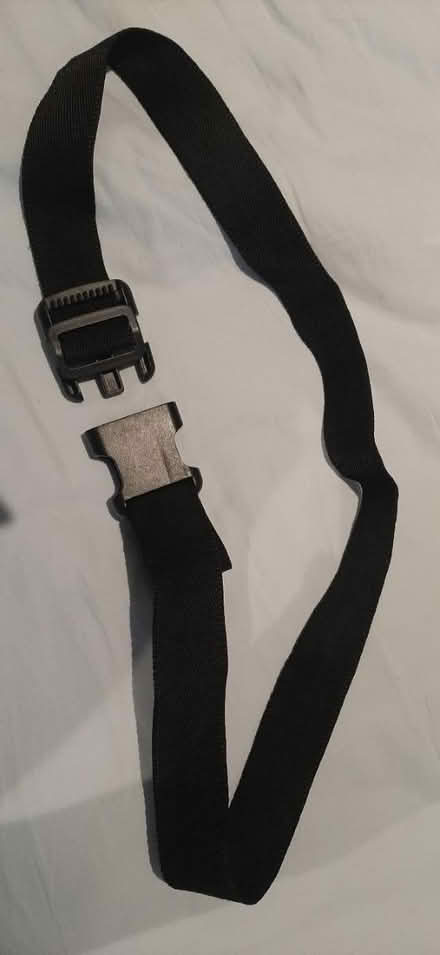 Photo of free Snap clip on strap (KT6 Surbiton) #1