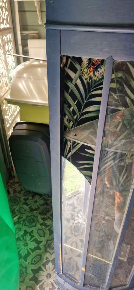 Photo of free China cabinet (Fox Hill S6) #2