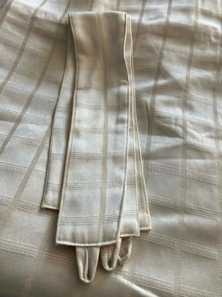 Photo of free Pair Very large bedroom curtains (Silverdale Road TN4) #3