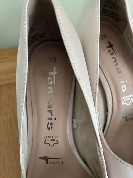 Photo of free Tamaris heeled shoes (Cottam PR4) #2