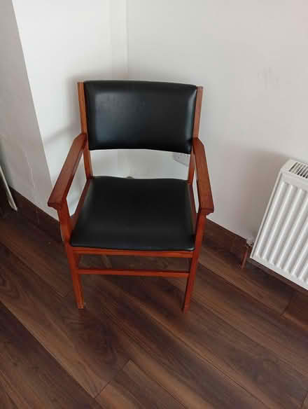 Photo of free 2 chairs , a recliner and couch (Kilmacud) #1