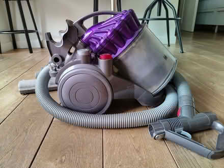Photo of free Dyson DC32 with attachments MOTOR NEEDS ATTENTION (Welwyn Garden City AL8) #1