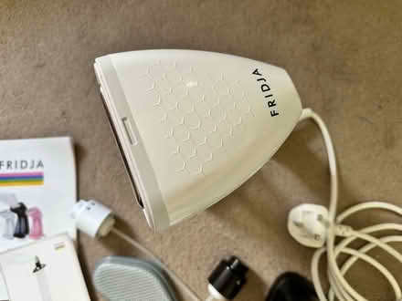 Photo of free Clothes steamer (needs fixing) (Brixton Hill SW2) #2