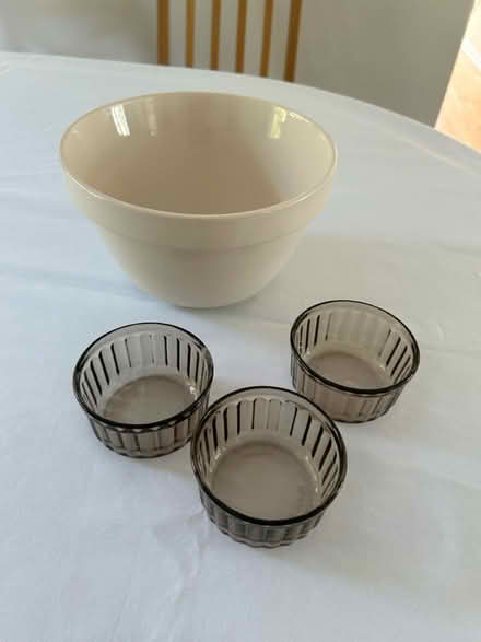 Photo of free Various kitchen items (Berkhamsted HP4) #3