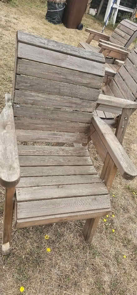 Photo of free Garden table n chairs (IP3) #3