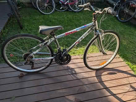 Photo of free 5 bicycles - 2 adult & 3 childrens (Hawthorn) #1