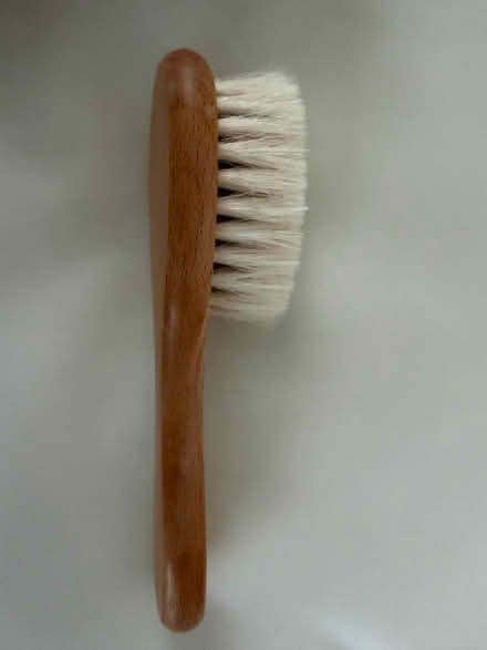 Photo of free Baby brush (SM5) #1