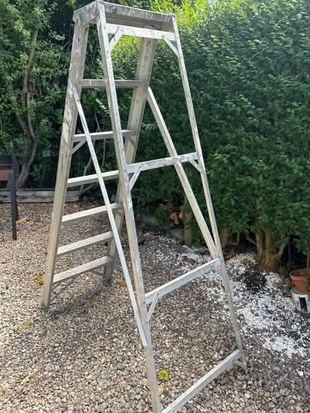 Photo of free Aliminium step ladders (Chesterfield S40) #2