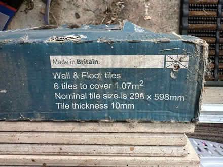 Photo of free 16x Ceramic Floor / Wall tiles (Scredington NG34) #4