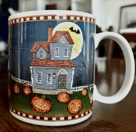 Photo of free Mugs (Adams Morgan) #4