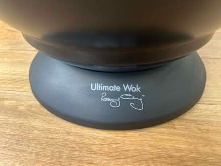 Photo of free Rosemary Conley electric wok (KT6 Surbiton) #3