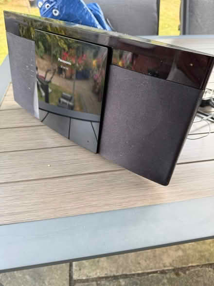 Photo of free CD / Radio player (Burgess hill RH15) #2