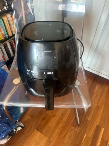 Photo of free Air frier (Canary Wharf, E14) #1