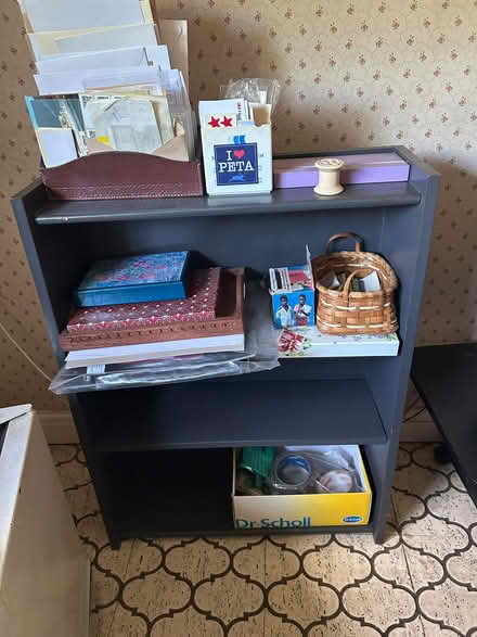 Photo of free Small shelving unit (High Barnet EN5) #1