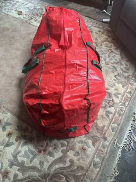 Photo of free 7' tall Xmas tree (Naugatuck CT 06770) #4