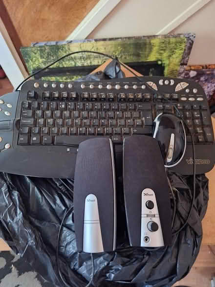 Photo of free Computer desk with extras (Wolverham CH65) #2